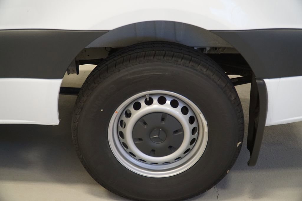 2025 Mercedes-Benz Sprinter Crew Van Base - Photo 21