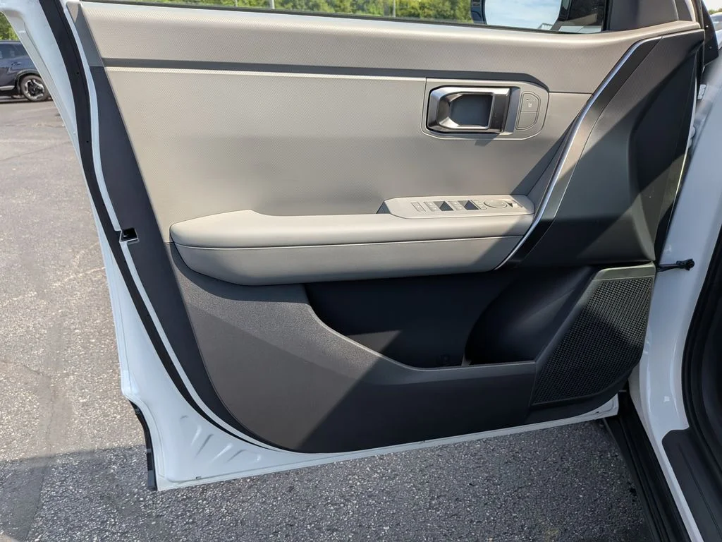 New 2027 Snow White Pearl Kia S image 40