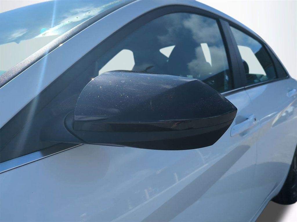 New 2026 White Hyundai SEL Sport Premium image 12