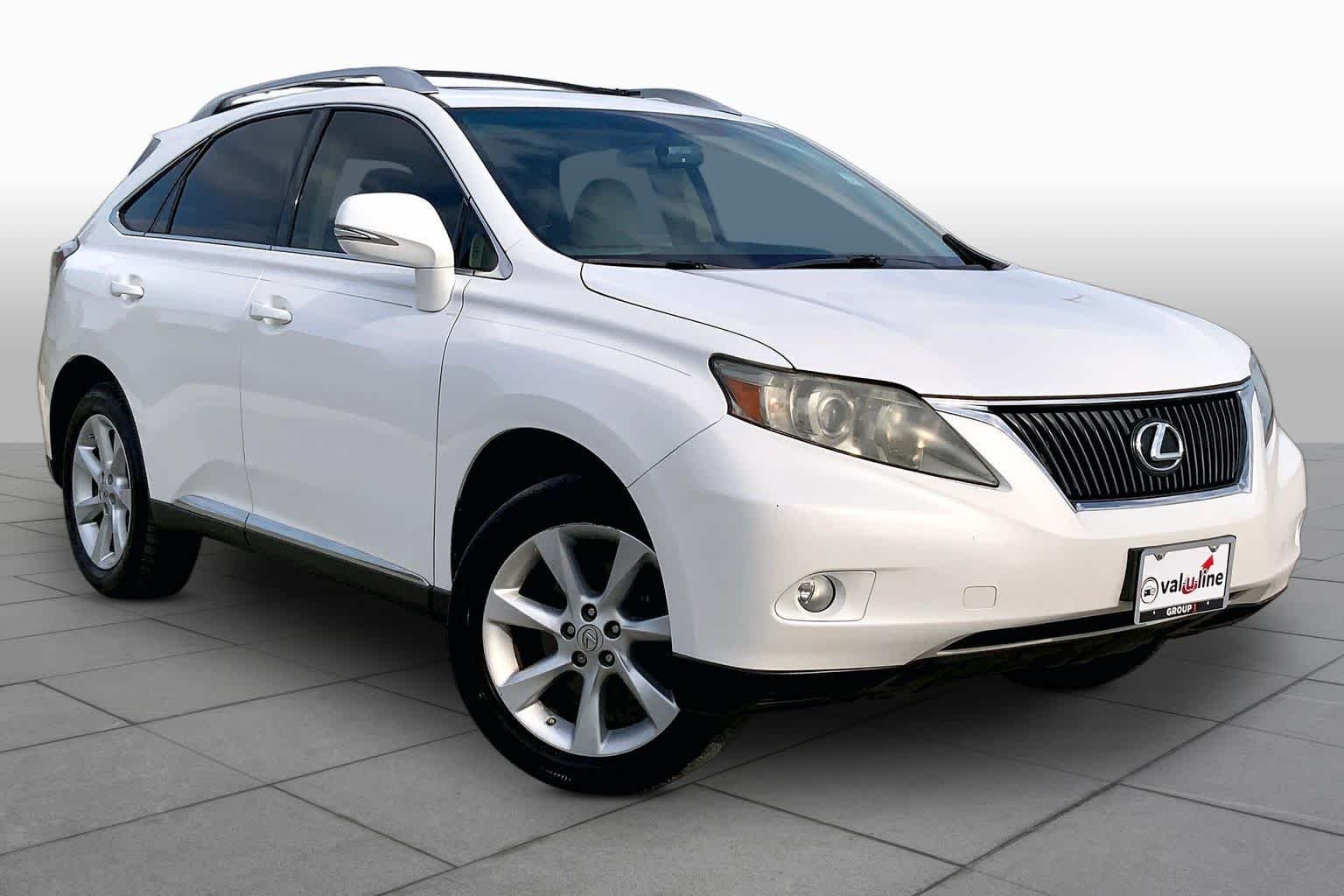 Used 2010 Starfire Pearl Lexus  image 2