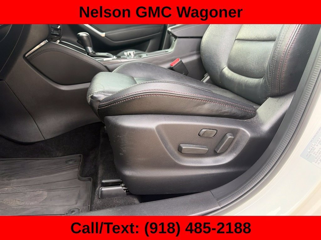 Used 2016 White Mazda Grand Touring image 13