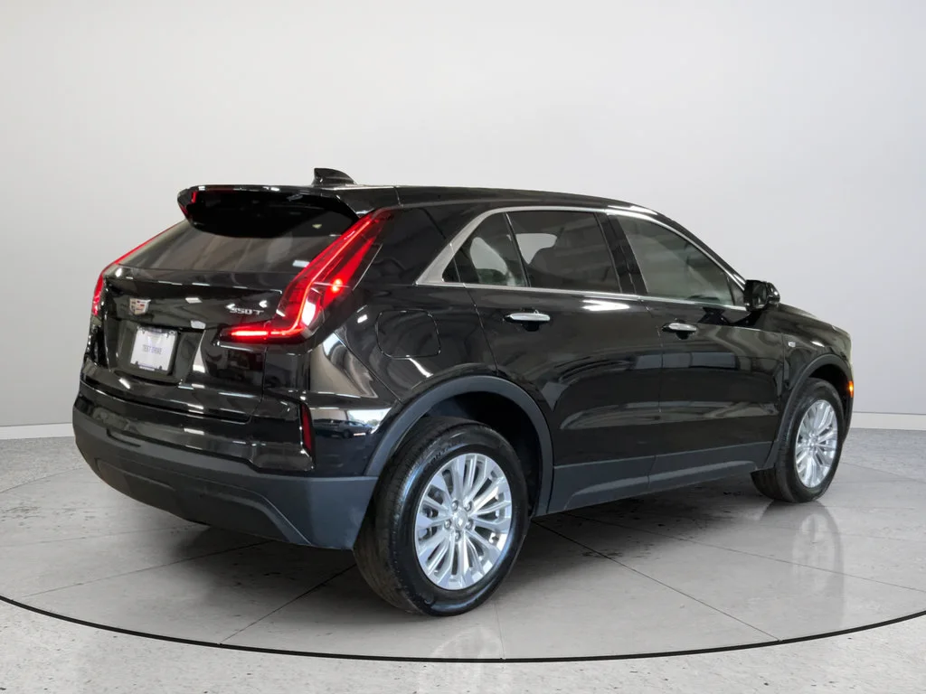 2024 Cadillac XT4 Luxury - Photo 6