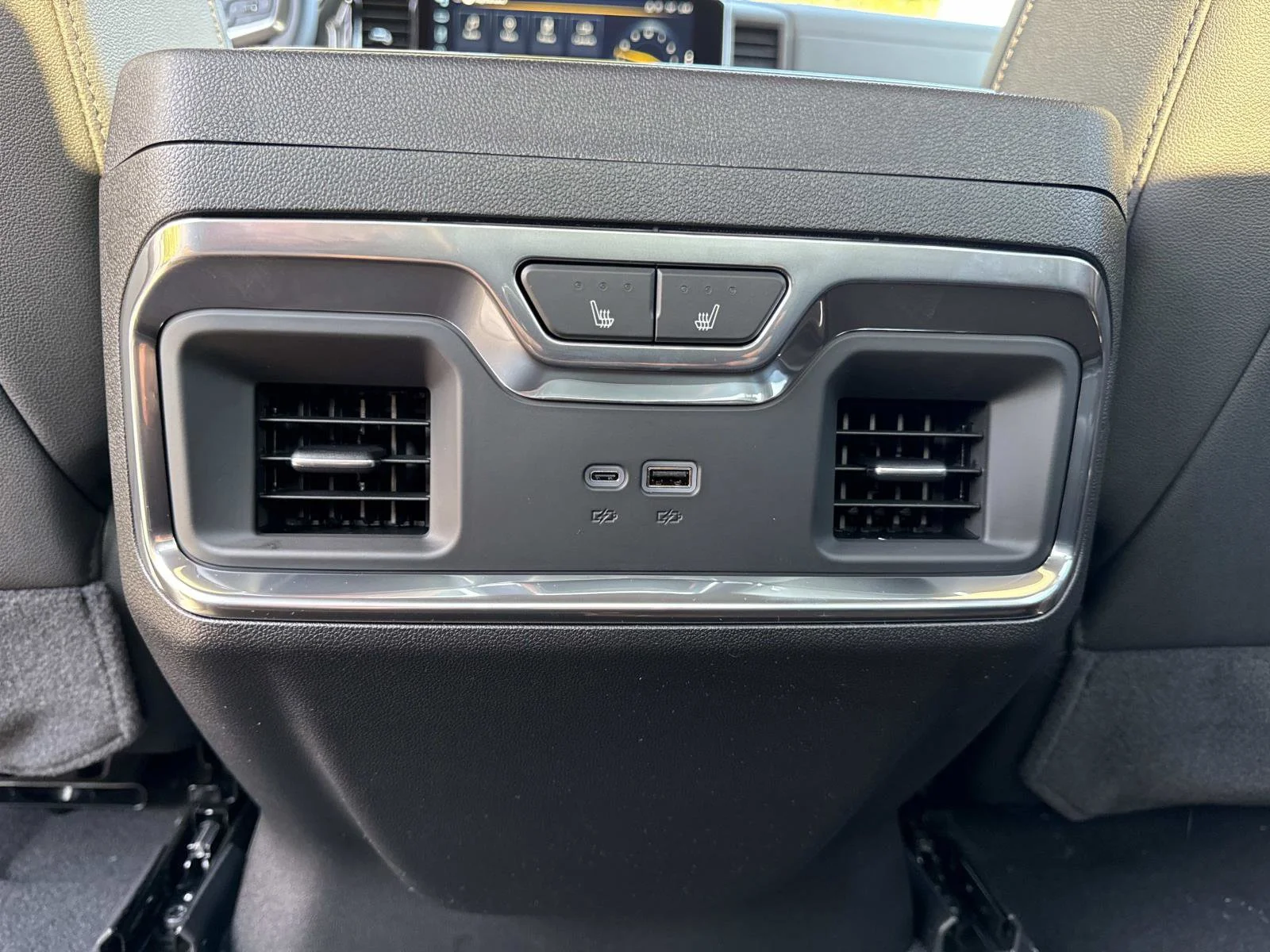 2026 Chevrolet Silverado 3500 HD LTZ - Photo 33