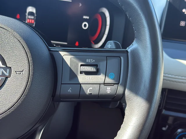 Used 2024 Black Nissan SL image 21