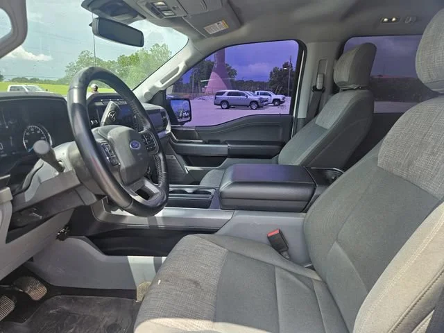 Used 2021 White Ford XL image 9