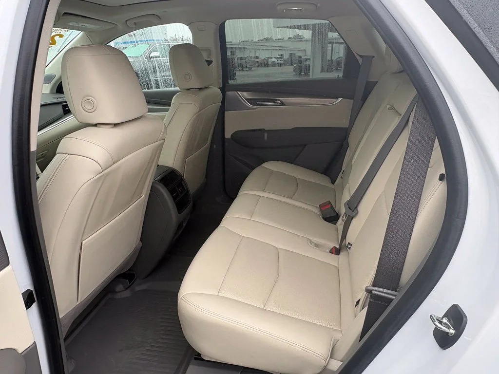 Used 2023 CRYSTAL WHITE TRICOAT Cadillac AWD Premium Luxury image 22