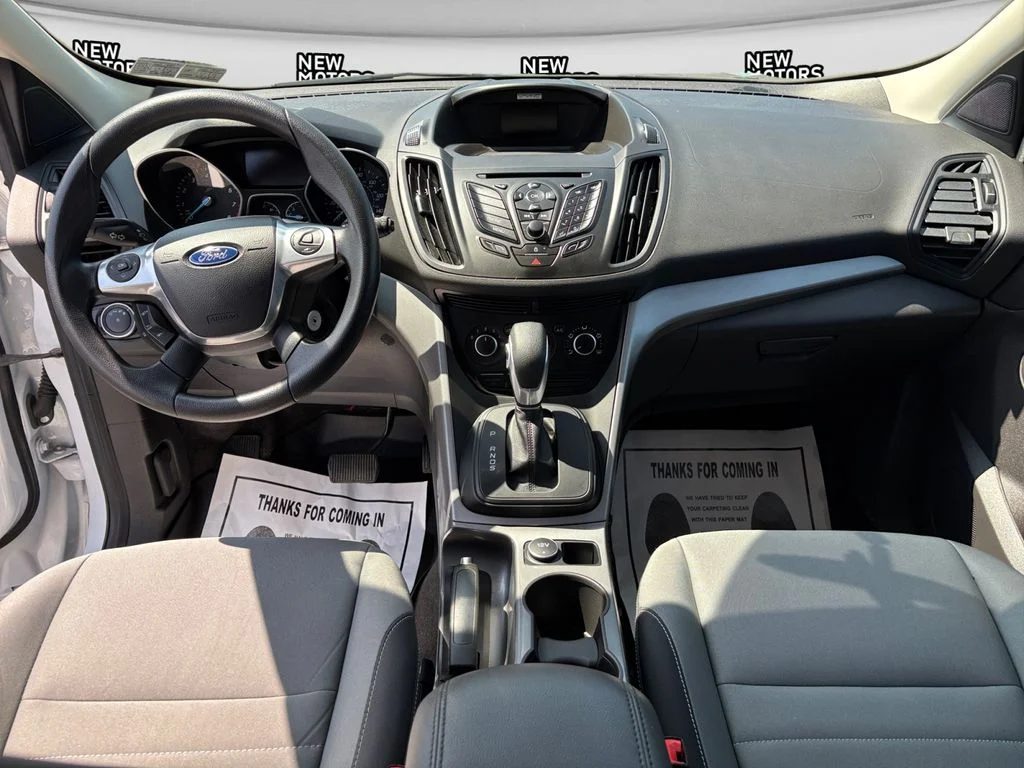 Used 2016 Oxford White Ford SE image 10