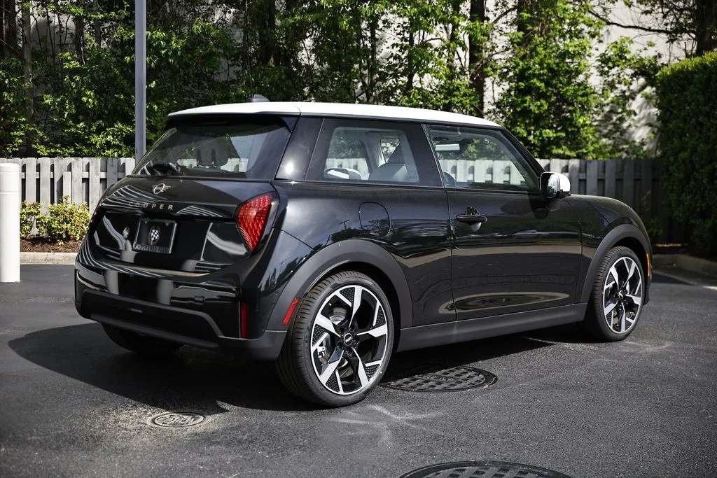 New 2026 Midnight Black MINI Iconic image 7
