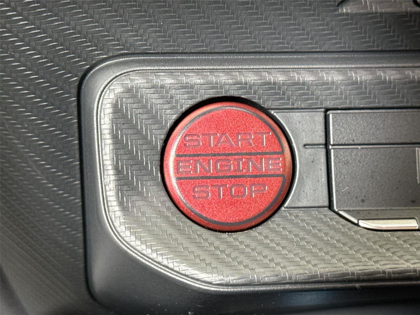 Used 2024 Yellow Splash Metallic Tri-coat Ford GT Premium image 20