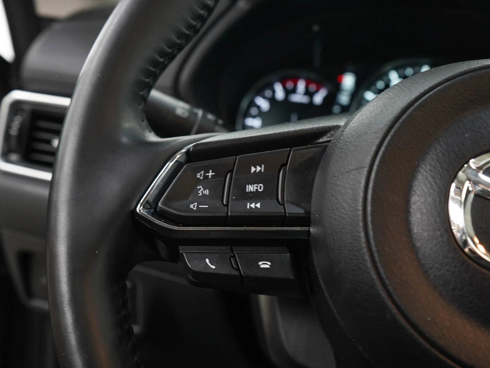 Used 2019 Machine Gray Metallic Mazda Grand Touring Reserve image 26