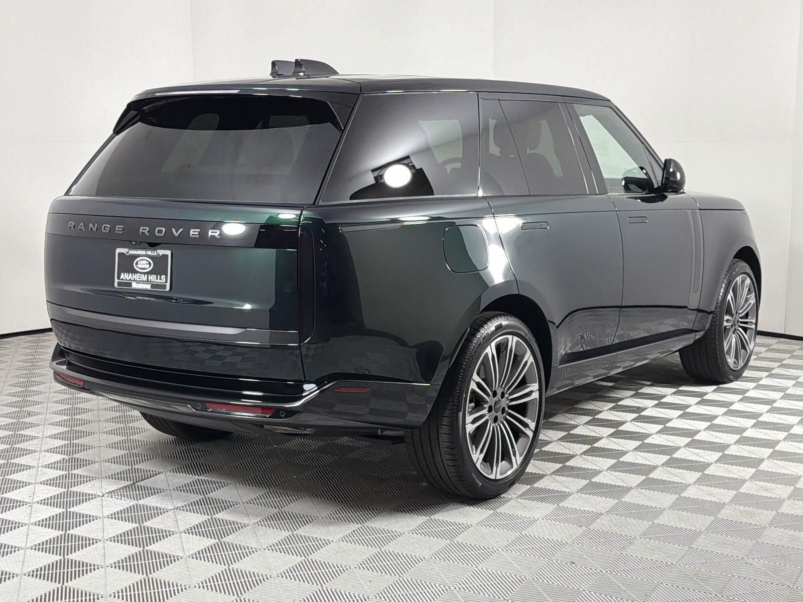 2026 Land Rover Range Rover SE