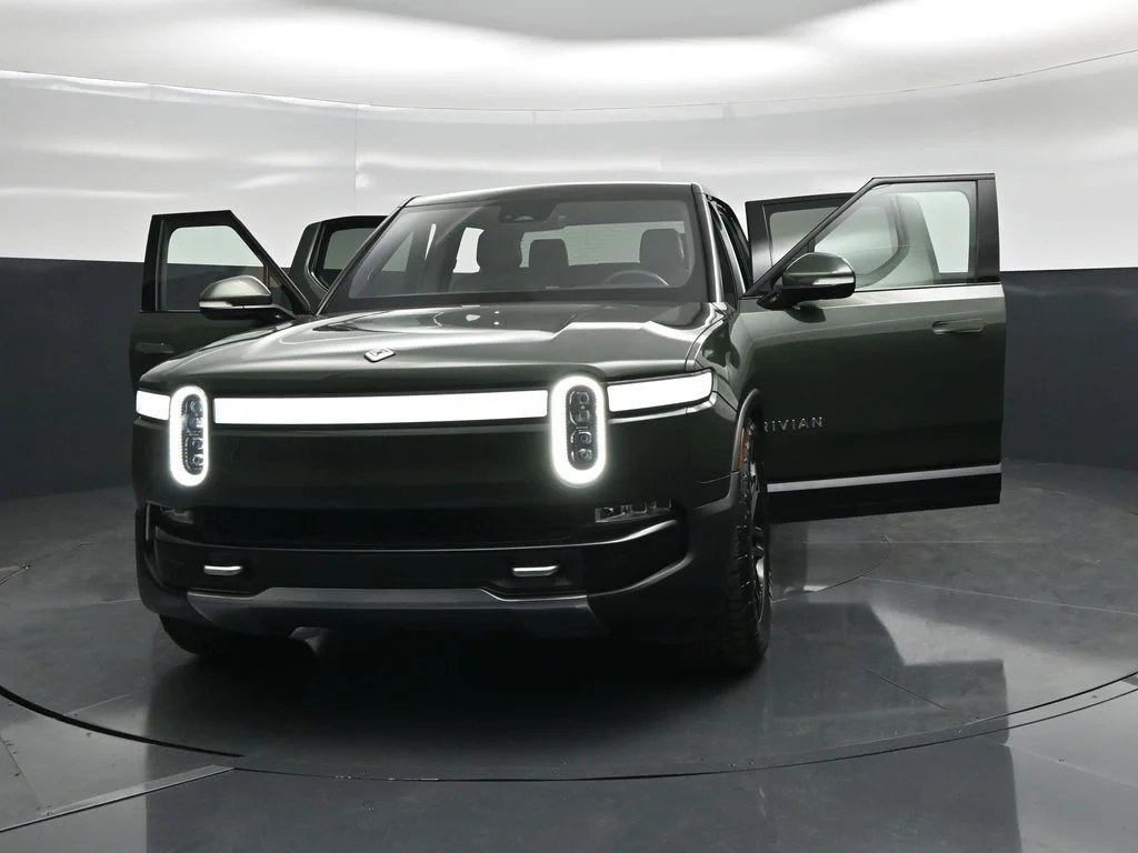 Certified Used 2022 Green Rivian Adventure image 31