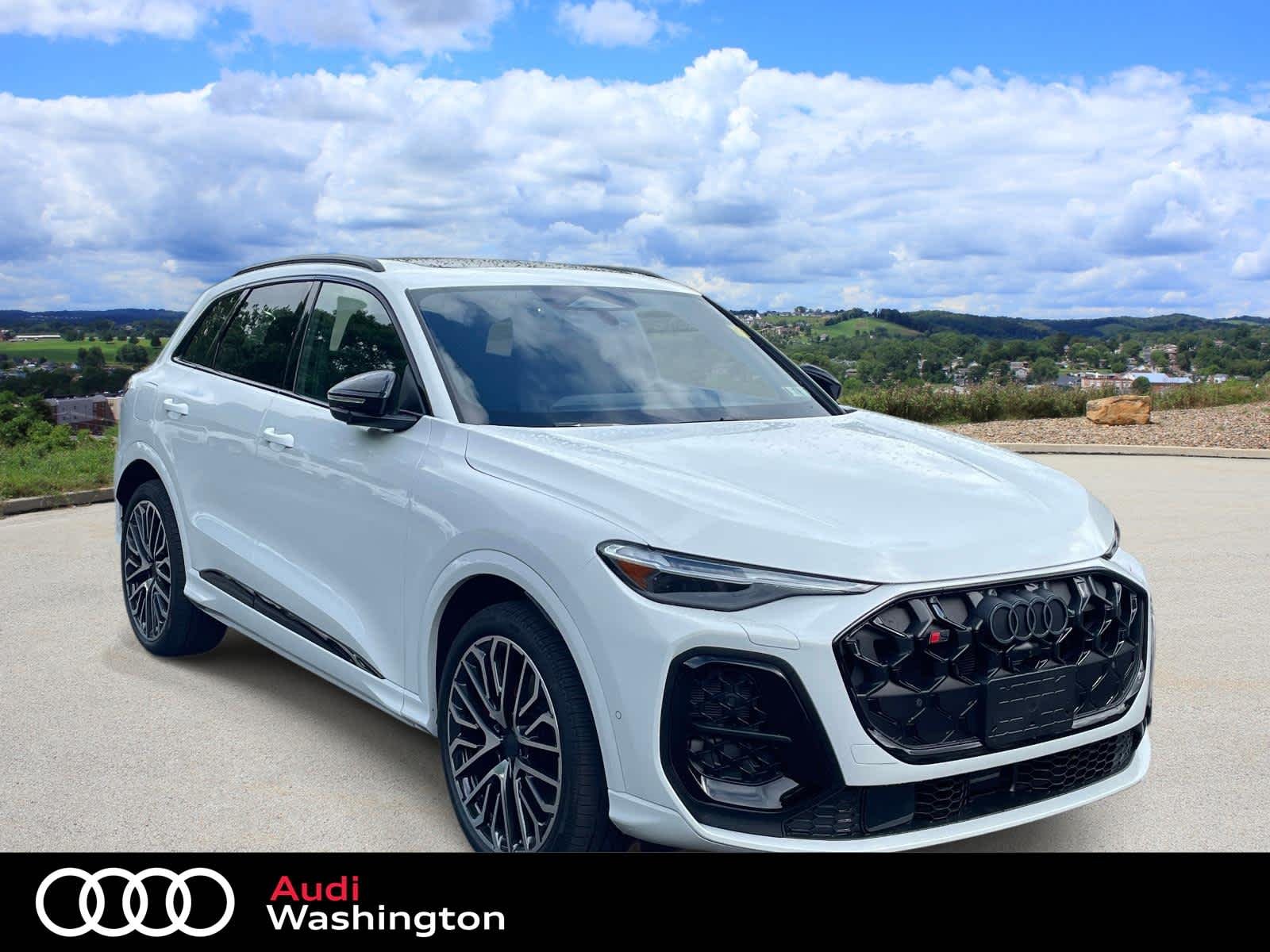 2026 Audi SQ5 Premium Plus