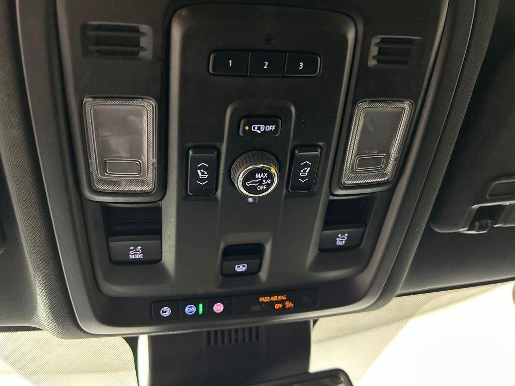 Used 2023 Sterling Metallic GMC AT4 image 37