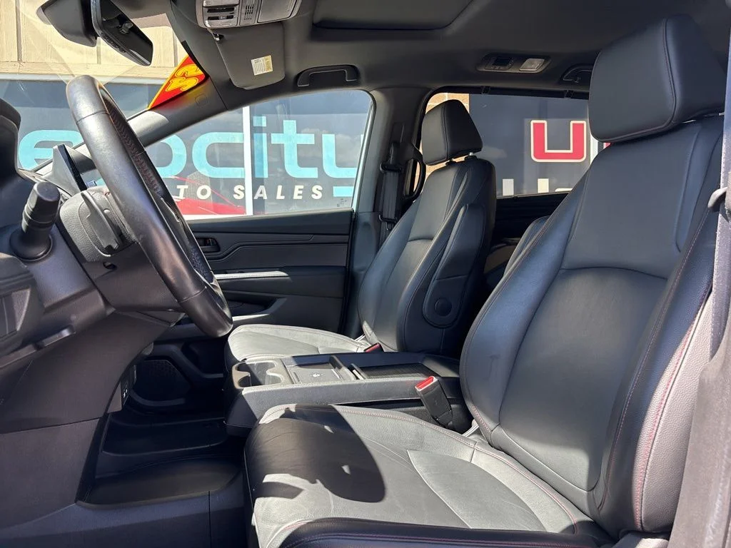 Used 2025 Gray Honda Sport-L image 13