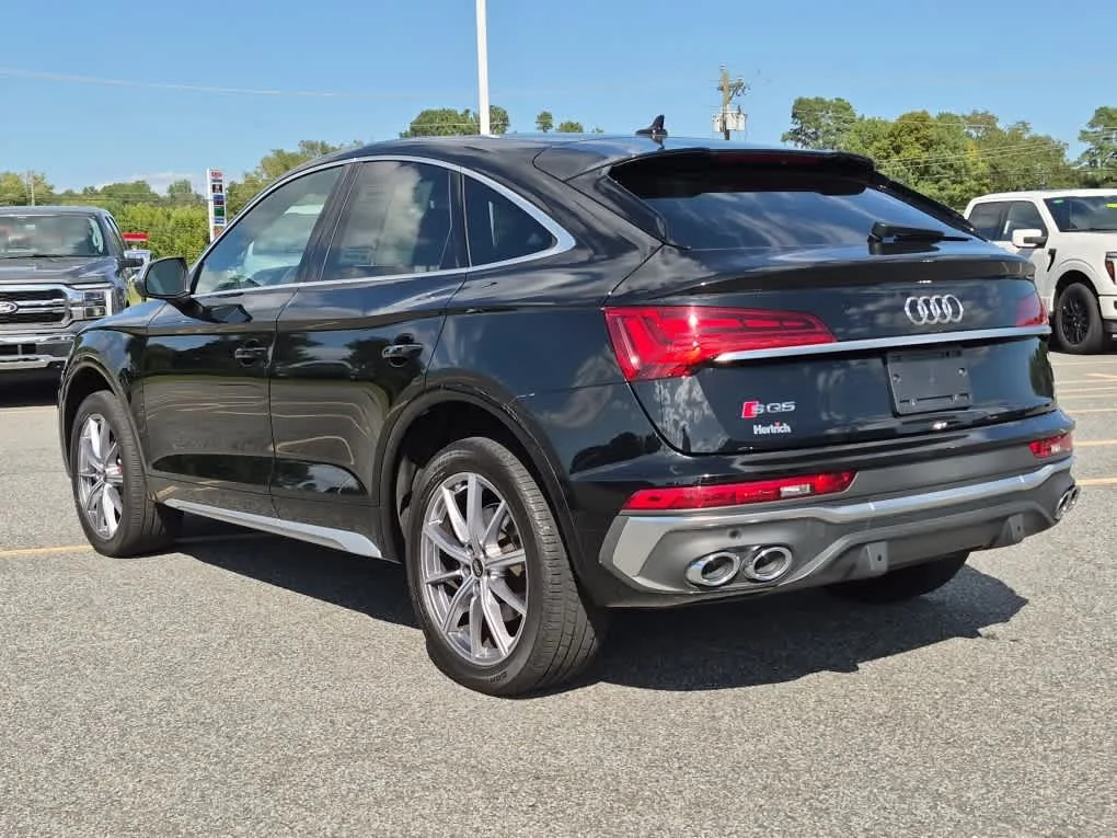 Used 2022 Mythos Black Metallic Audi Premium Plus image 4