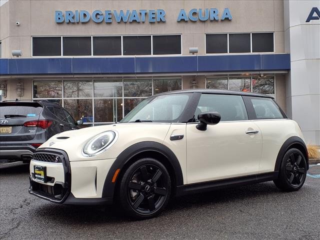 2023 MINI 3 Door S
