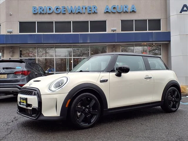 2023 MINI Cooper Cooper S 3 Door's photo