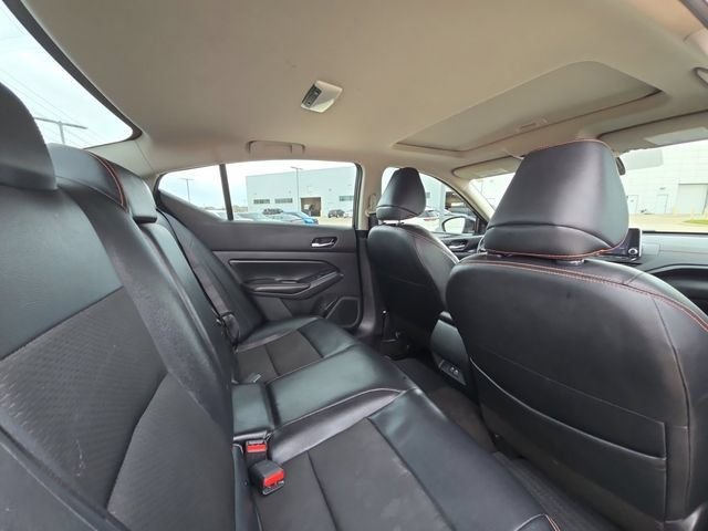 Used 2022 Black Nissan 2.5 SR image 27