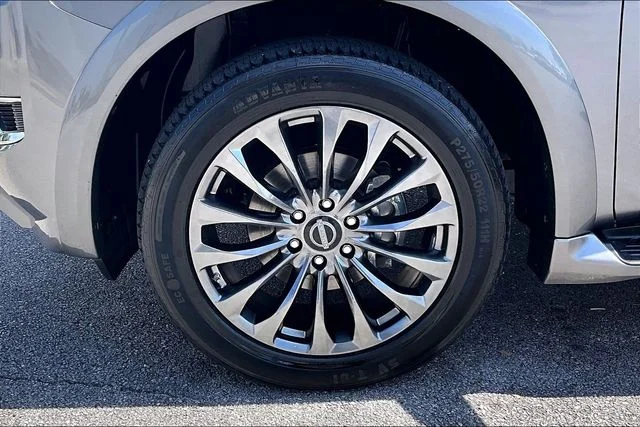 Used 2023 Gray Nissan Platinum image 34