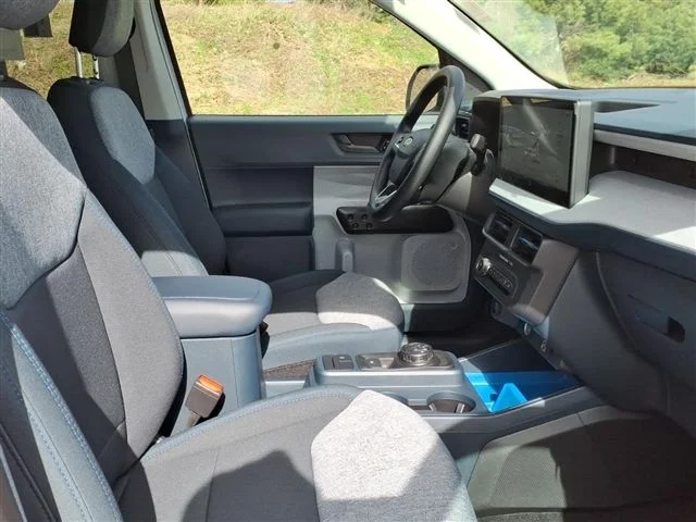 New 2026 Carbonized Gray Metallic Ford XLT image 9