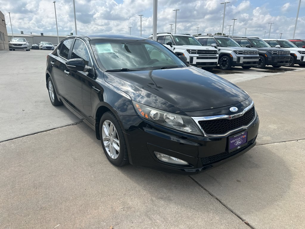 Used 2013 Ebony Black Kia LX image 7
