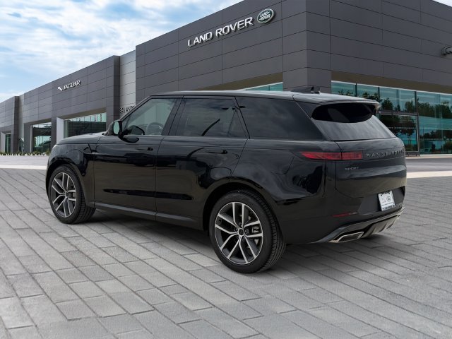 New 2027 Santorini Black Land Rover SE image 3