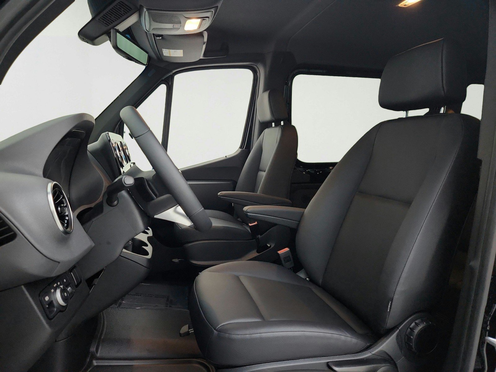 New 2026 Jet Black Mercedes-Benz  image 38