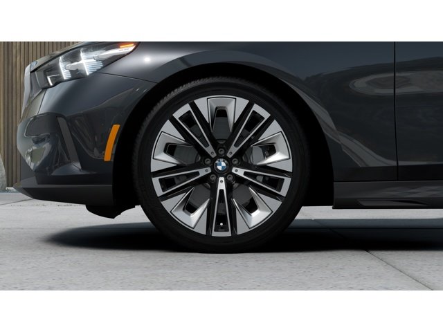 New 2027 Dark Graphite Metallic BMW 530i image 7