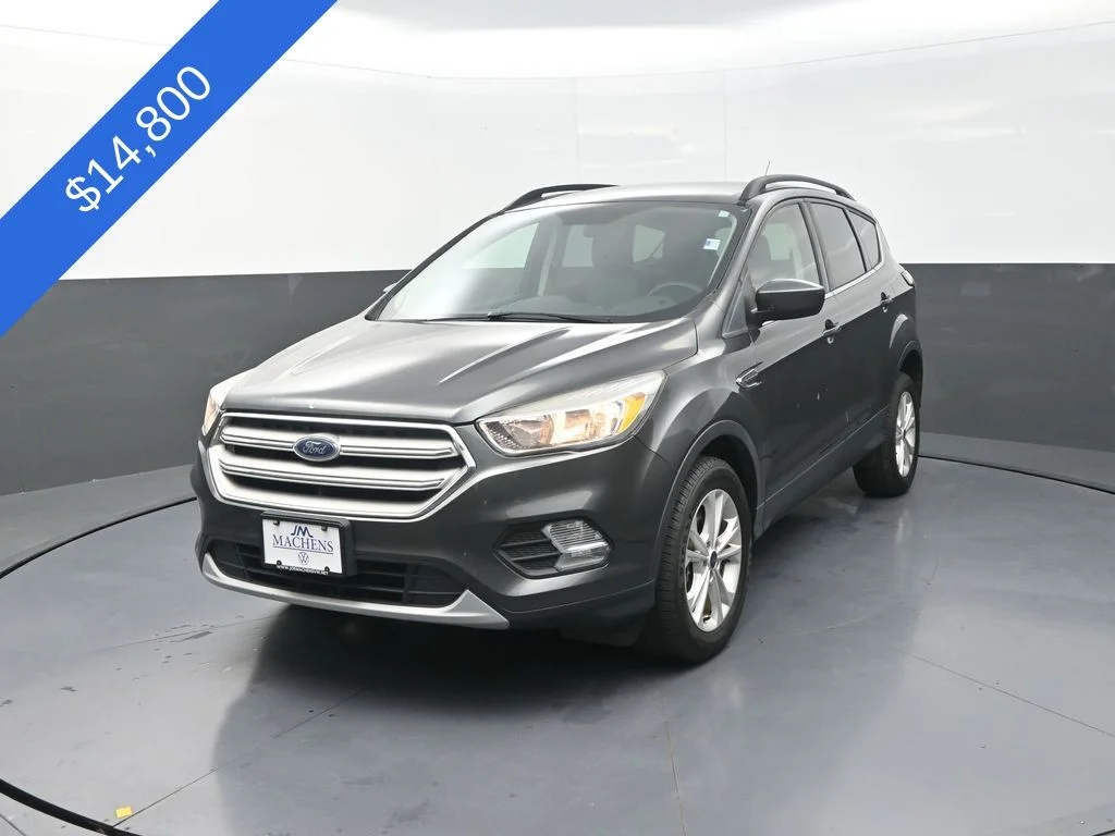 Used 2018 Gray Ford SE image 4