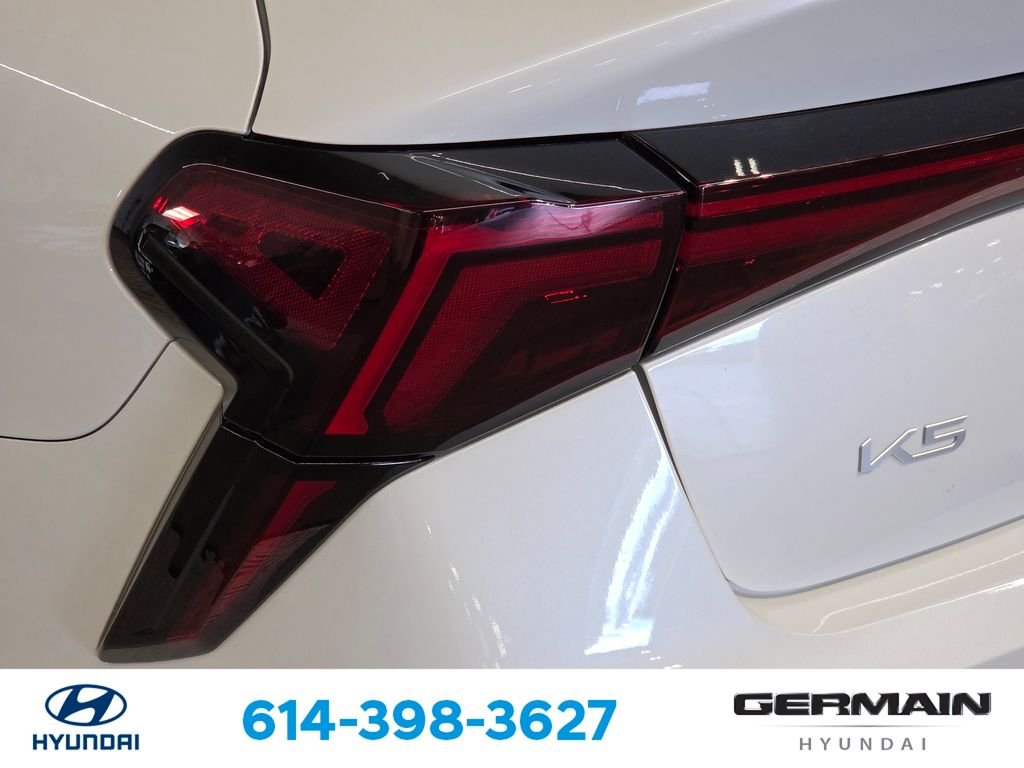 Used 2025 White Kia GT-Line image 16