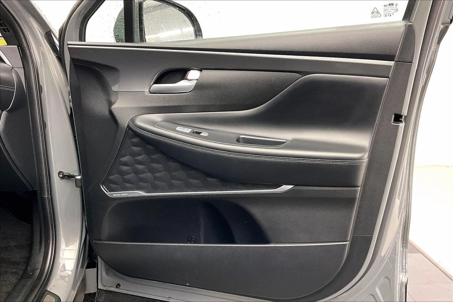 Used 2023 Hampton Gray Hyundai Calligraphy image 27