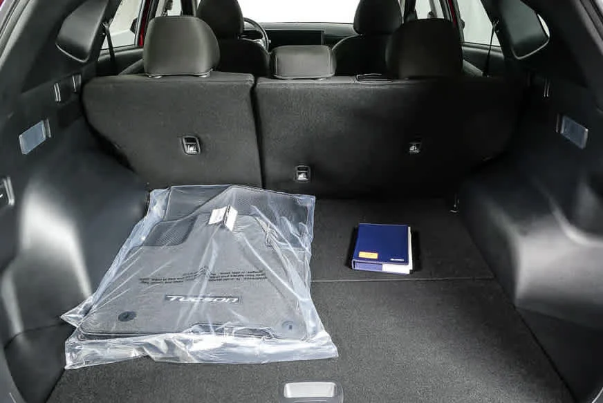 New 2026 Rockwood Green Hyundai SEL FWD image 33