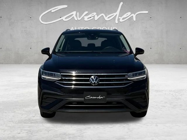 Used 2024  Volkswagen 2.0T SE image 18