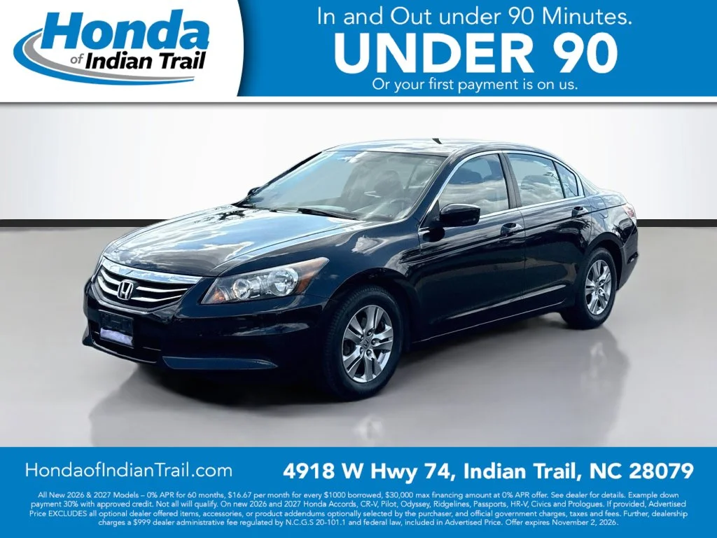 Used 2011 Crystal Black Pearl Honda SE image 3