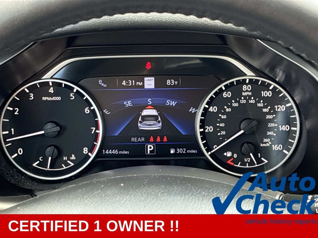 Used 2023 Black Nissan Platinum image 31