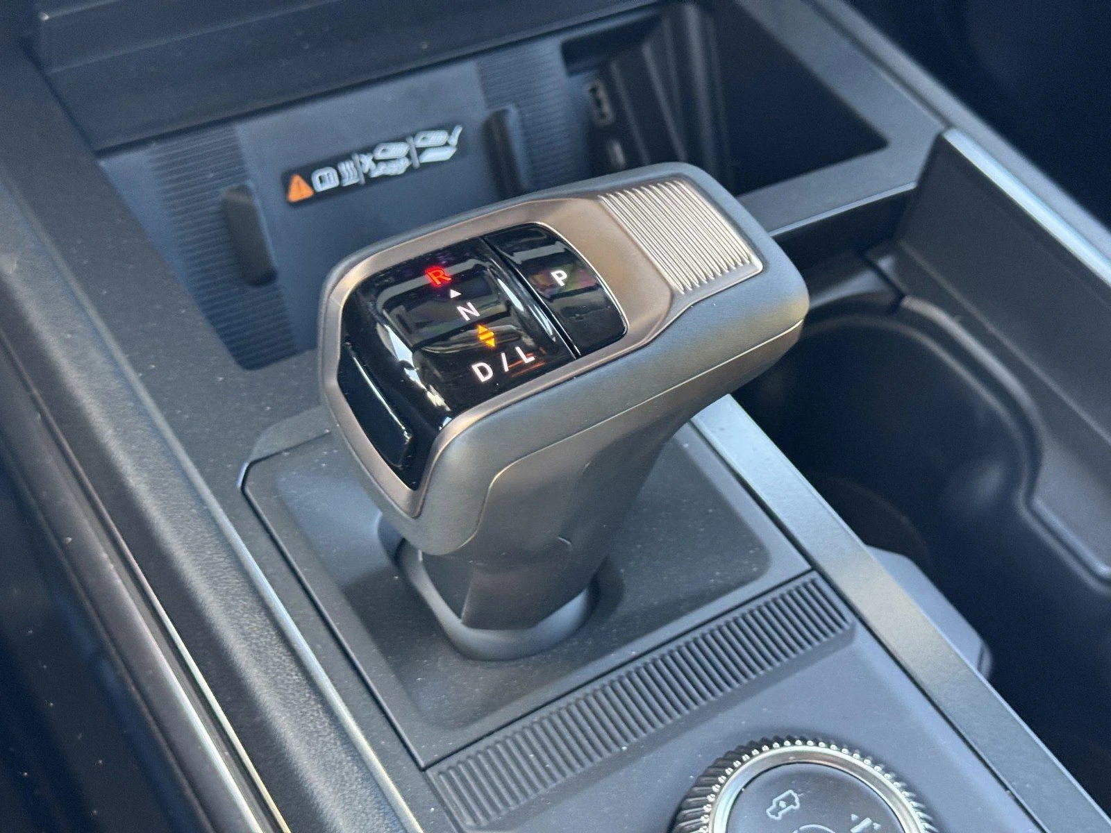 New 2025 Void Black GMC 2X image 18