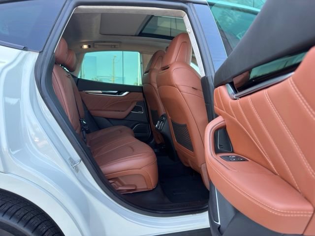 Used 2022 Silk Maserati Modena image 8