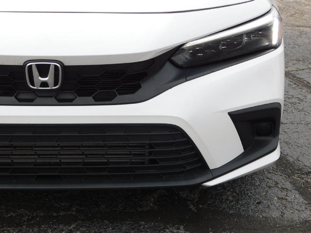 Used 2024 White Honda EX-L image 9