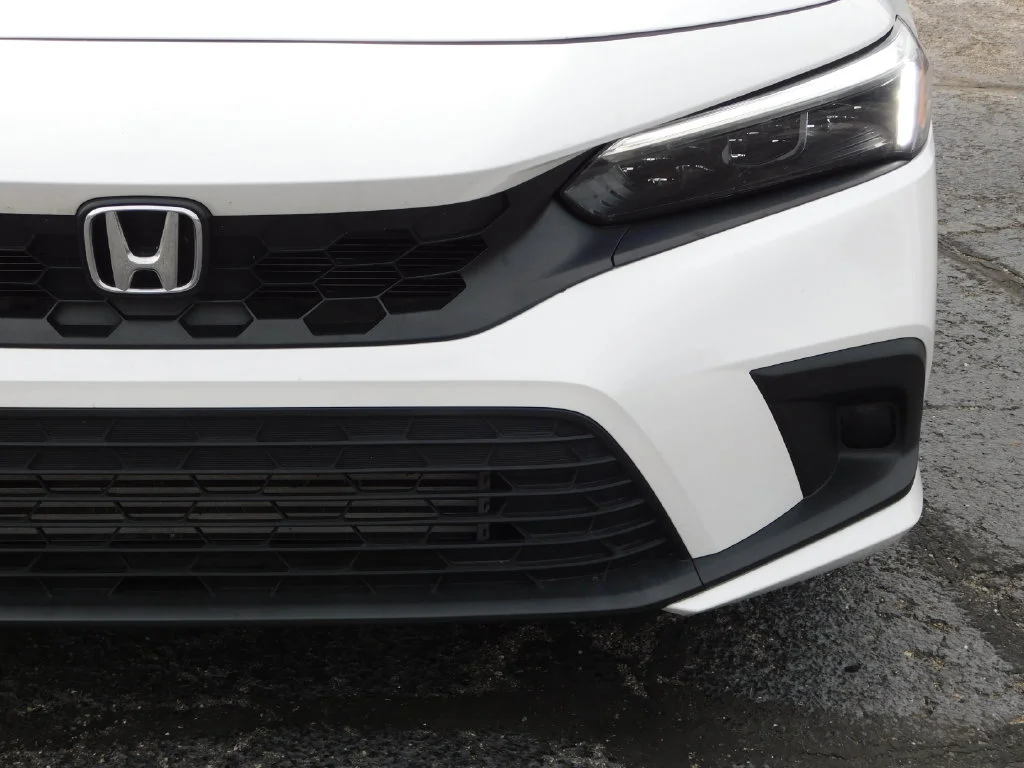Certified Used 2024 White Honda EX-L image 9