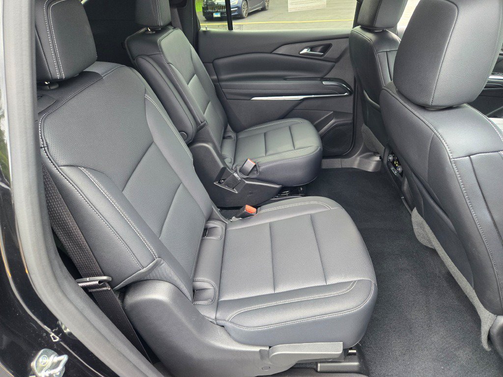 2026 Chevrolet Traverse LT - Photo 9