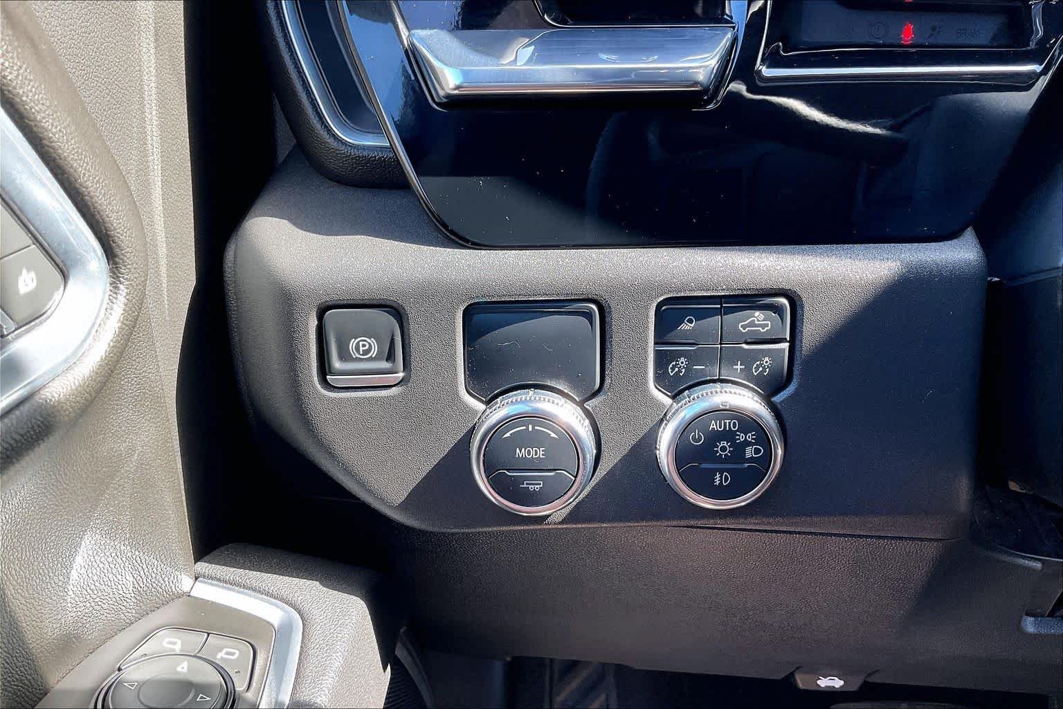 2025 GMC Sierra 1500 SLT - Photo 32