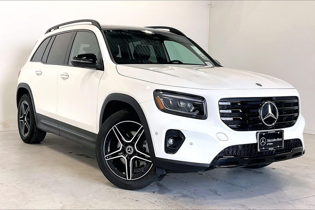 2026 Mercedes-Benz GLB GLB 250's photo