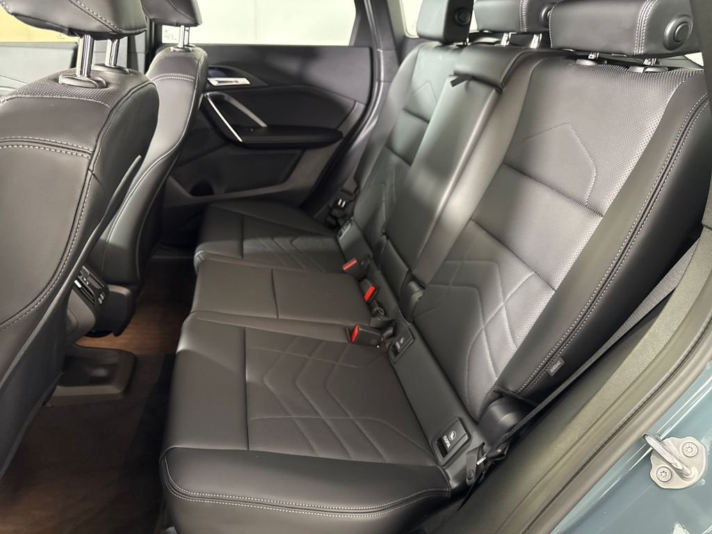 2025 BMW X1 28i - Photo 13