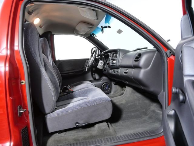 Used 1999  Dodge Base image 7