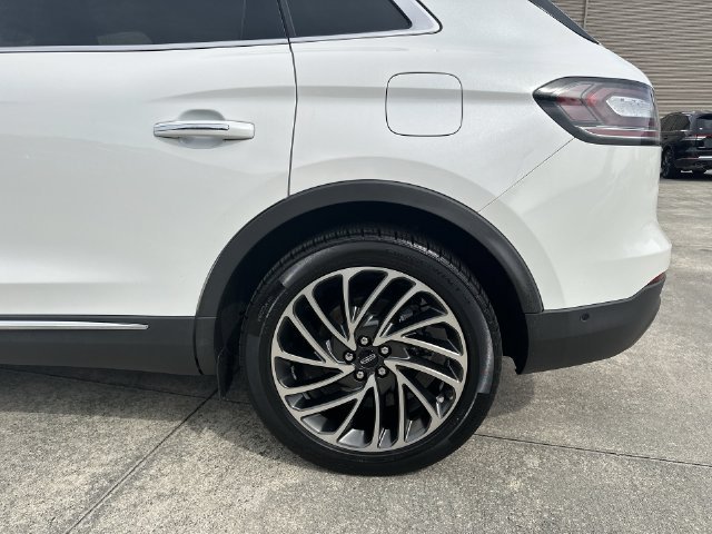 Used 2020 White Lincoln Reserve image 10
