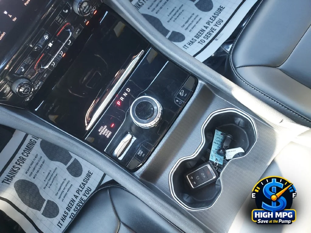 Used 2024 Silver Jeep 4xe image 16