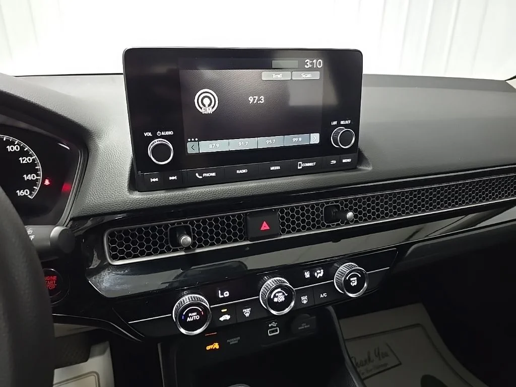 Used 2023 White Honda LX image 24