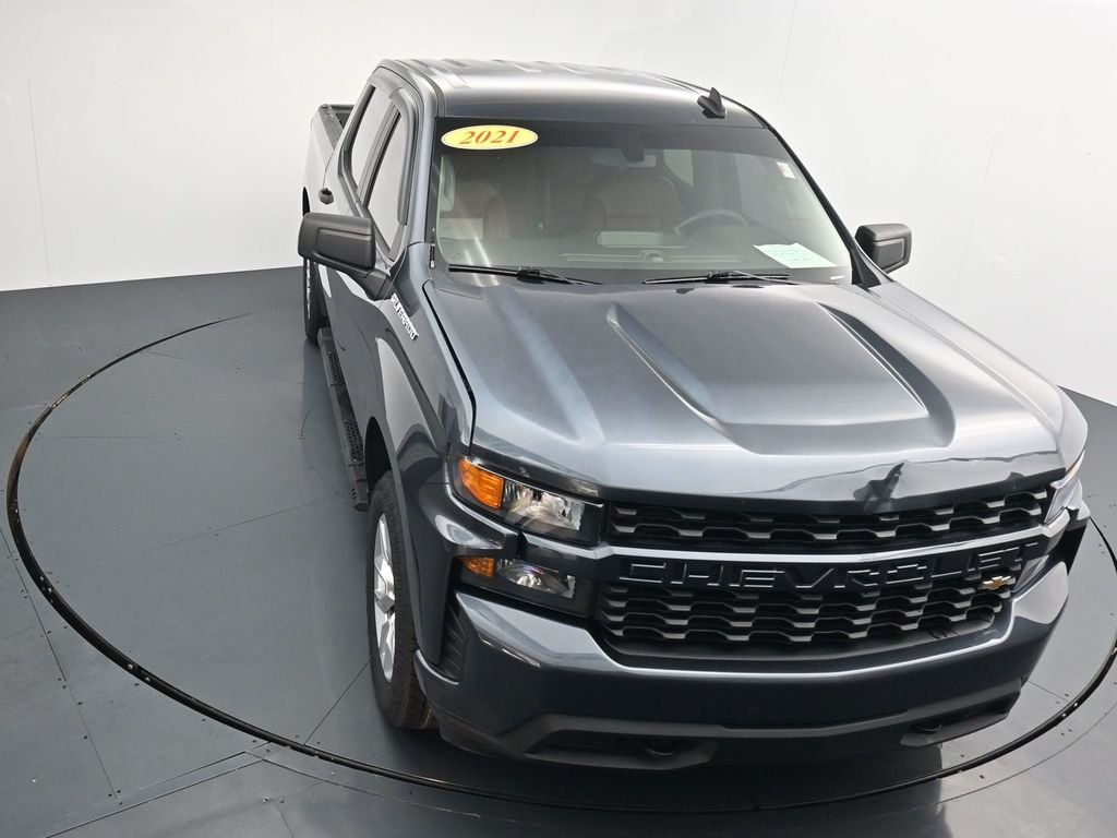Used 2021 Gray Chevrolet Custom image 22