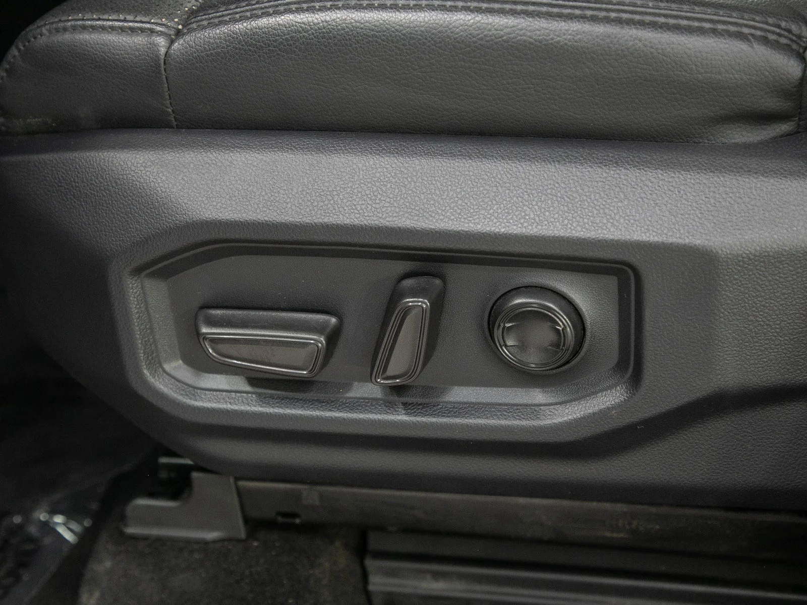 Used 2023 Midnight Black Metallic Toyota Limited image 23